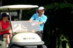Un oso en el campo de golf