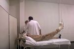 Broma en el hospital sale mal